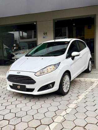FORD FIESTA 1.6 TITANIUM HATCH 16V FLEX 4P POWERSHIFT FORD FIESTA 1.6 TITANIUM HATCH 16V FLEX 4P POWERSHIFT